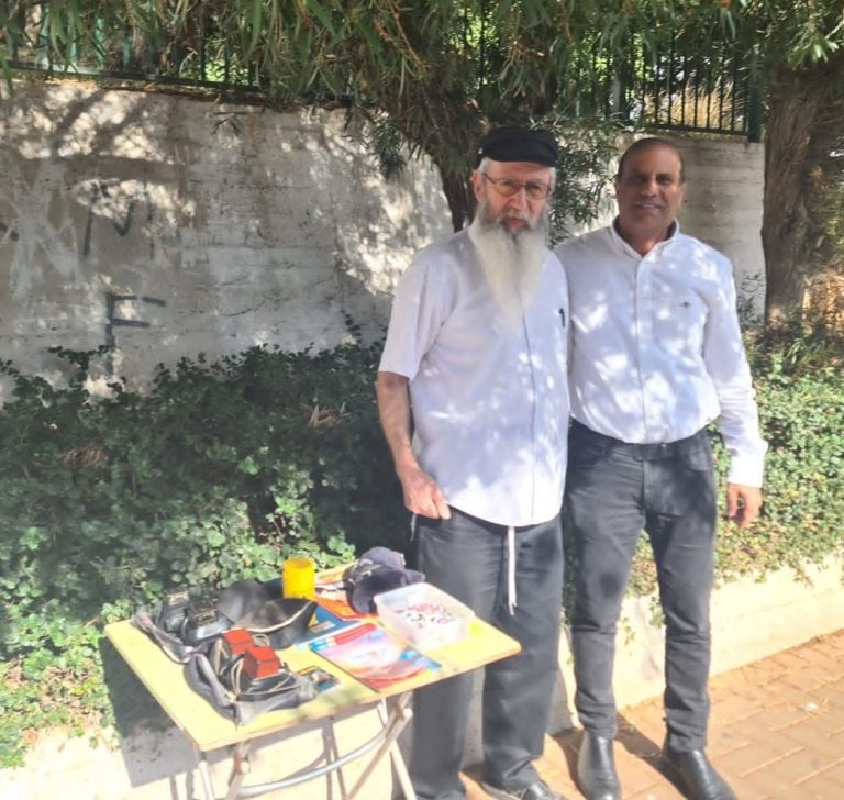 סגן ראש העיר, איתן צנעני "לא נאפשר הגבלת הנחת תפילין בעיר"