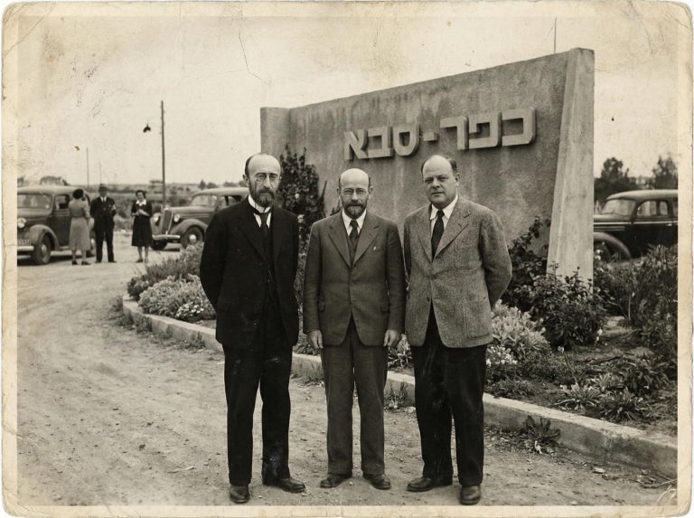 לראשונה כפר סבא משיקה פרס עירוני לספרות ויצירה עברית