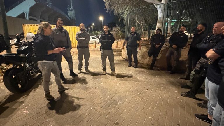 כפר סבא: הוחרמה כמות חריגה של אלכוהול ונמנעה שתייה בלתי מבוקרת בקרב בני נוער, העלולה לסכן חיים